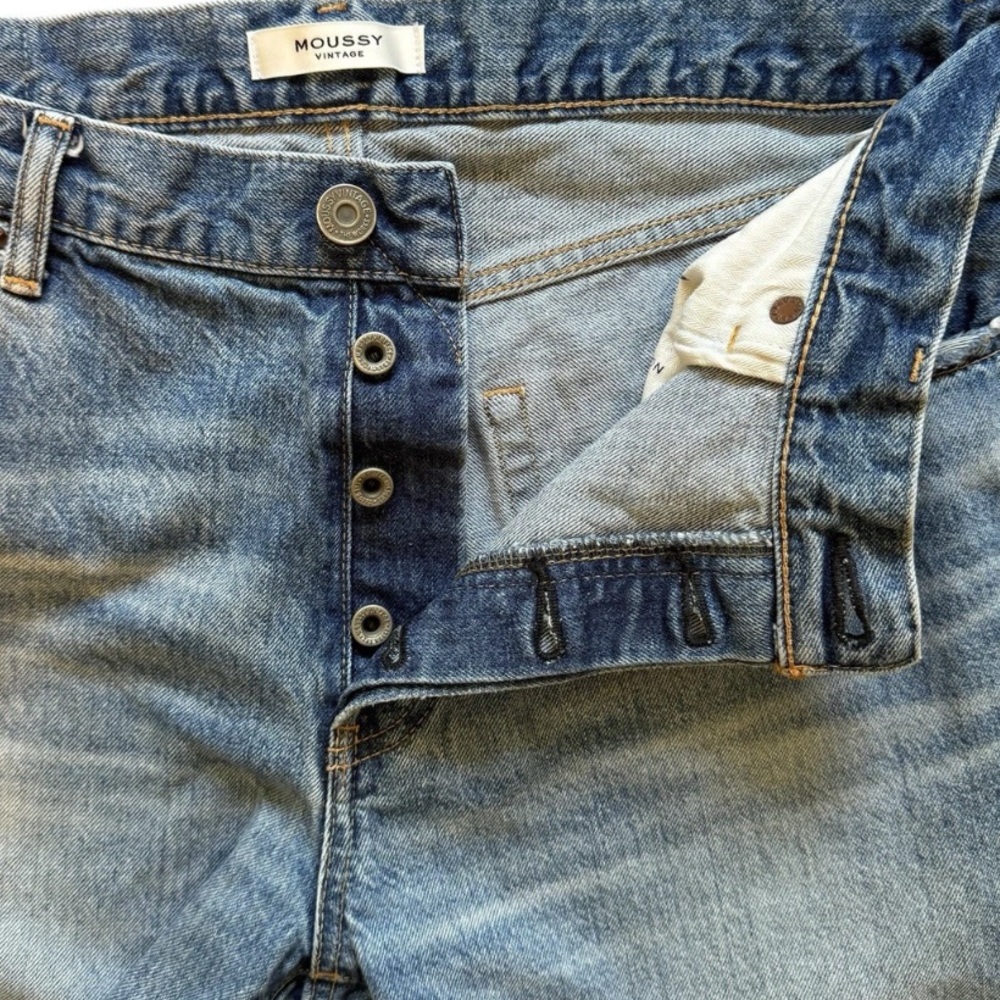 Price reduced Moussy Light Blue Straight Leg Jeans - Picture 4 of 12